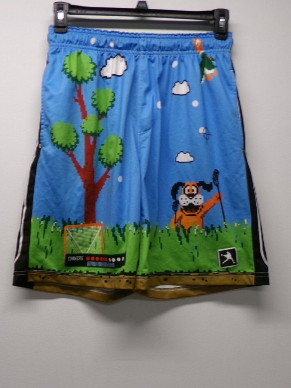 Lacrosse Unlimited DUCK HUNT Nintendo Game Print Athletic Shorts Men's sz M